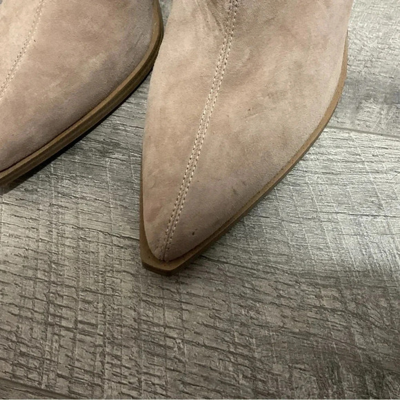 Vince Camuto Ginsel Ankle Bootie Size 11M - Picture 5 of 9